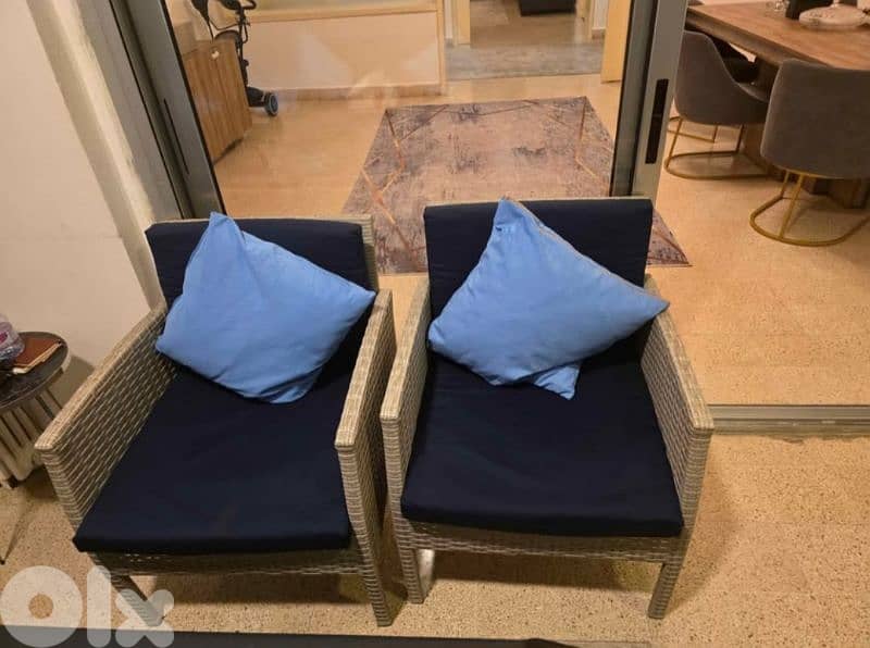 Garden table and sofa 1