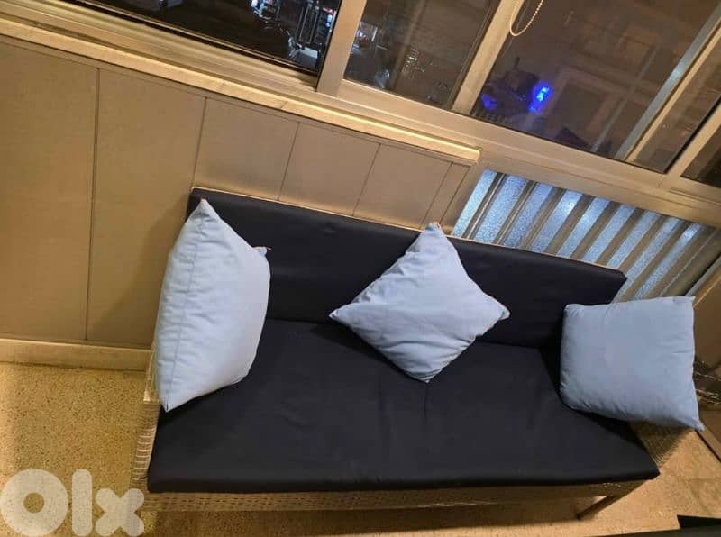 Garden table and sofa 2