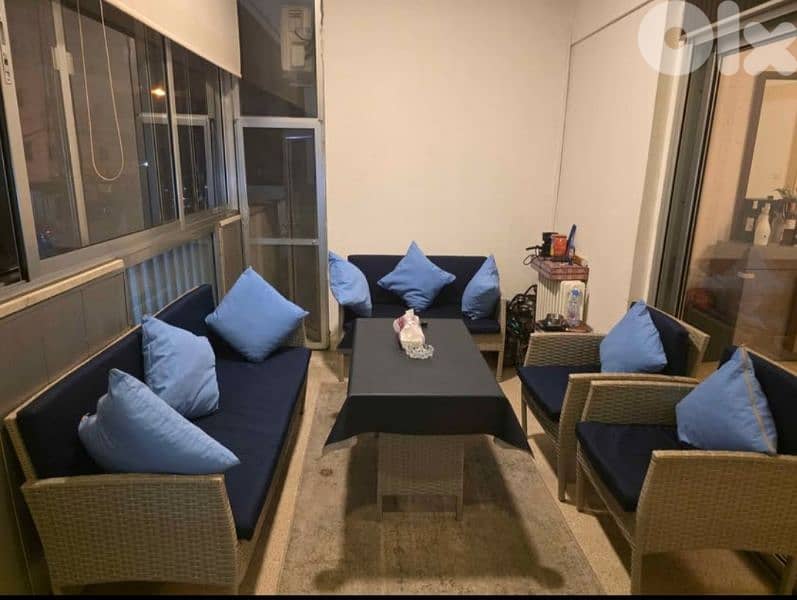 Garden table and sofa 4