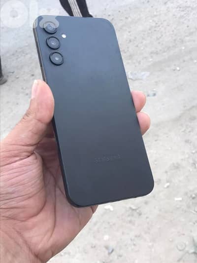 سامسونج A14 ذاكره 128. خطين