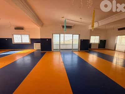 whole uilding For Rent in Belle Vue Beit el Chaar divided into rooms
