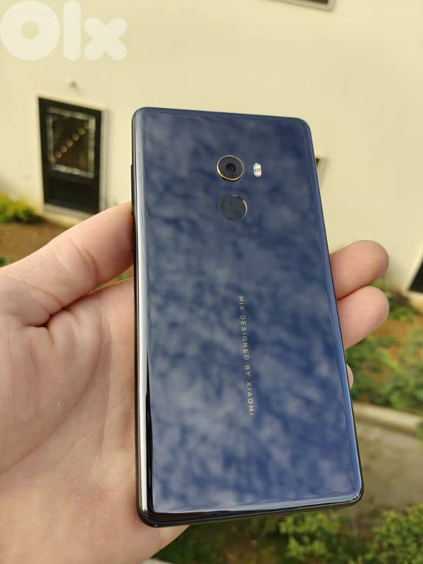 Xiaomi Mi Mix 2 4
