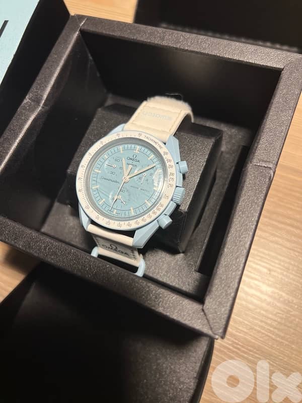 Omega x Swatch Uranus 2