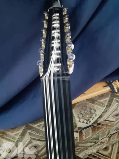 عود كهربا احترافي للحفلات