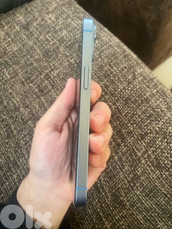 iphone 14 super clean 2