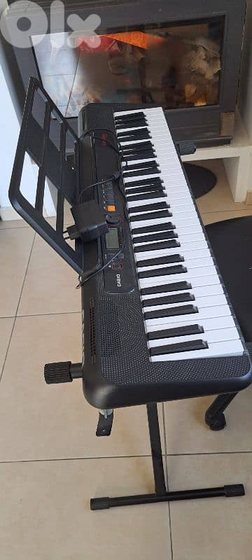 keyboard casio casiotone ct-s195 with stand and chair