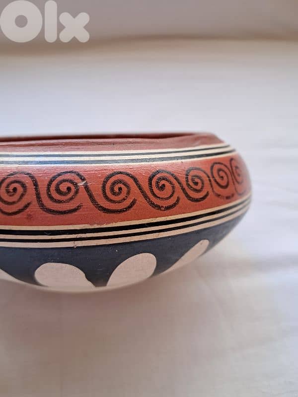 Vintage pottery trinket from Greece 5