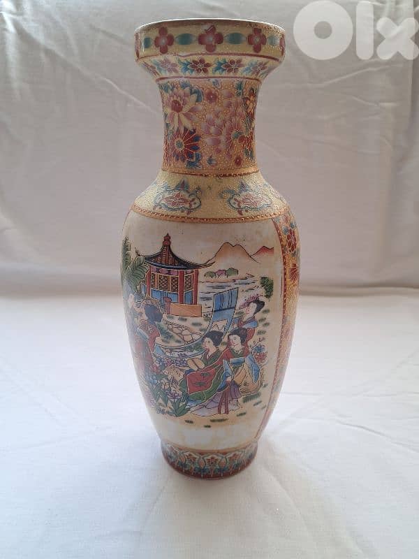 China porcelain vase 4