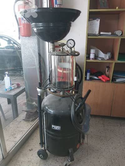 مكنة سحب زيت غير مستعملة