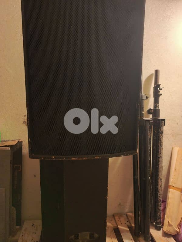 15" speakers + amplifier 2