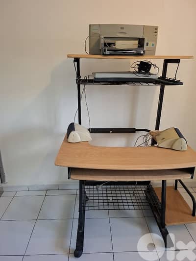 printer,scanner,table,speaker