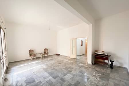 Rental Spacious Apartment Ground Floor in Baabda