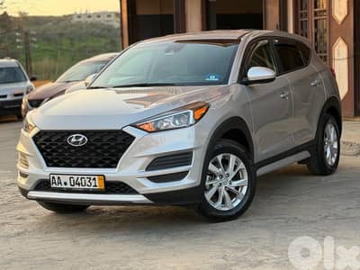 Hyundai Tucson model 2020 51000 miles only super clean