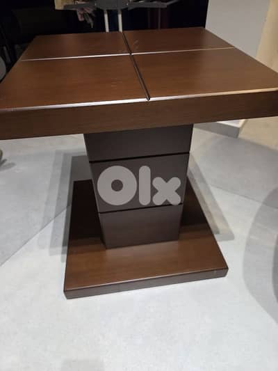 Table Excellent Quality