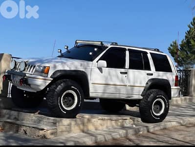 جيب شيروكى 1995