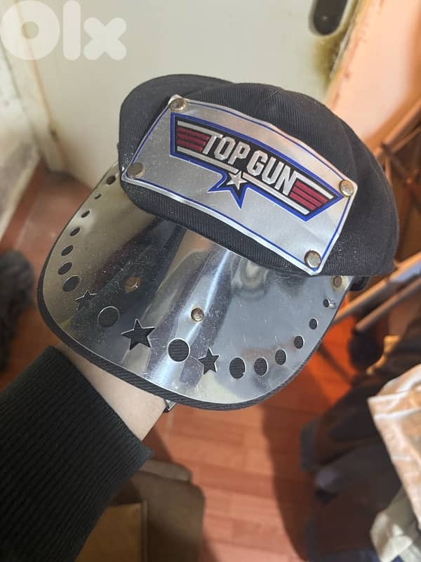 VINTAGE Top Gun Hat-Metal Logo Plate,Chrome Visor-Collector’s Item 1