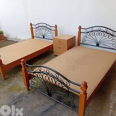 تختين كموند ابطالي. شبه  جديد