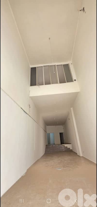 RWK100RH - Shop For rent in Adonis