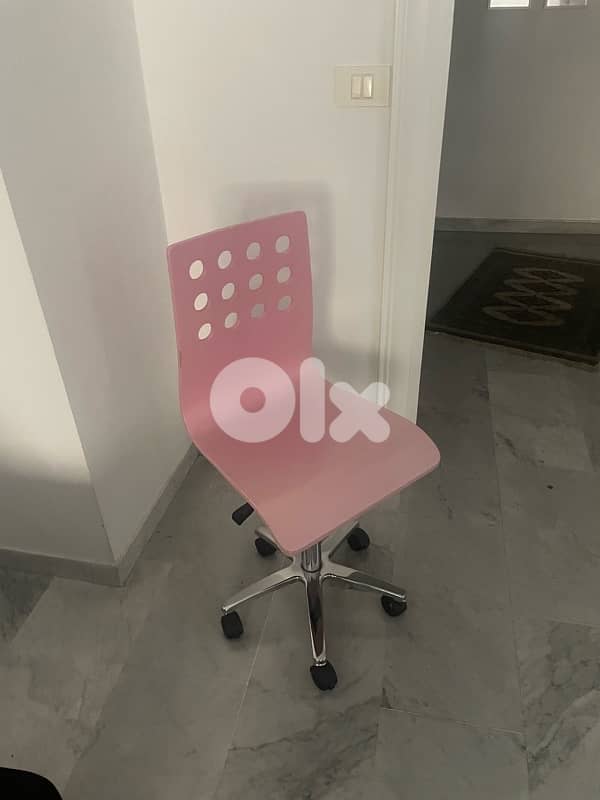 2 wood beds 1.20 with bedside table and office chair 1