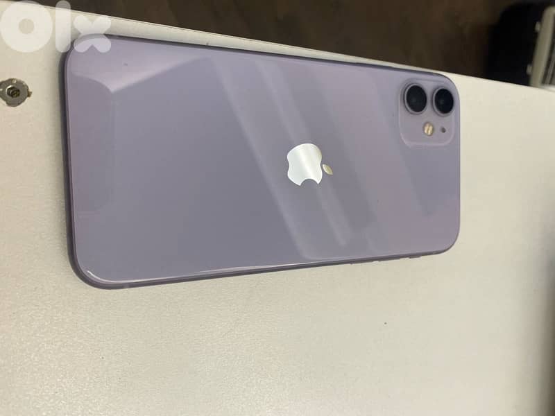 iPhone 11 64gb mint conditiions 1