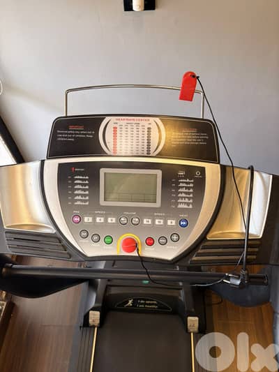 Electric Treadmill for Sale – Like New
