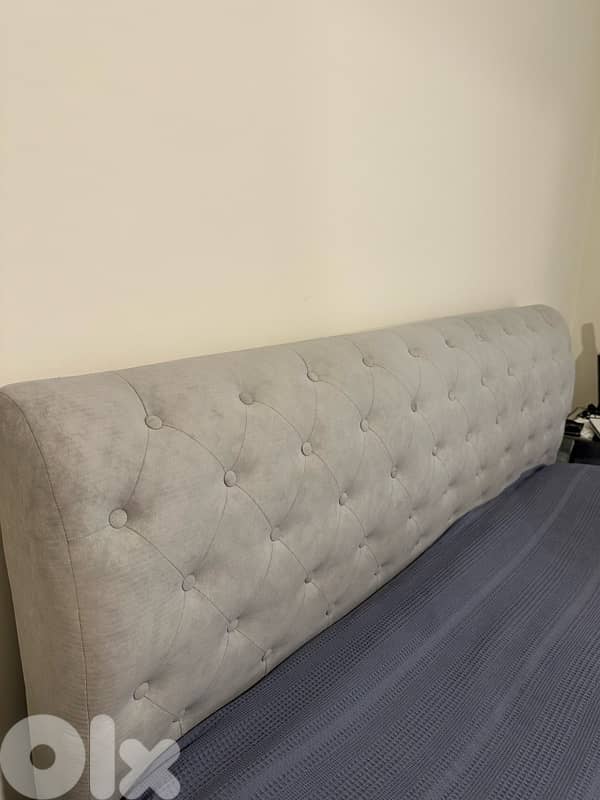 elegant light grey bed 2