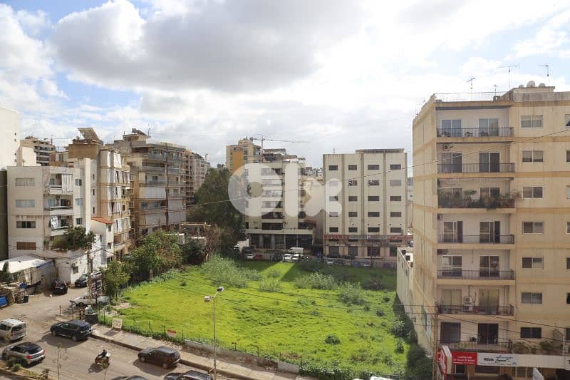 Canon 6D full frame body, ~64k shutter, 2 original battery charger bag 9