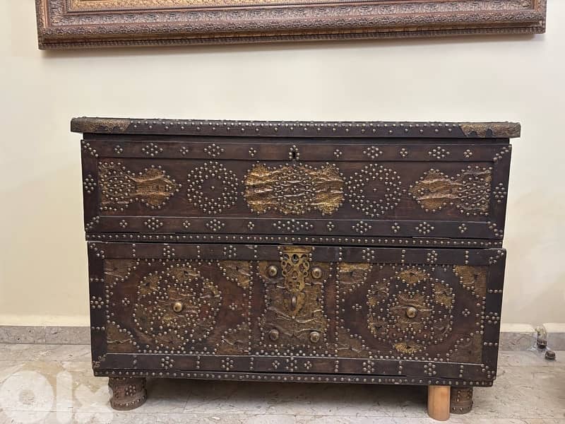 Zanzibar chest 1
