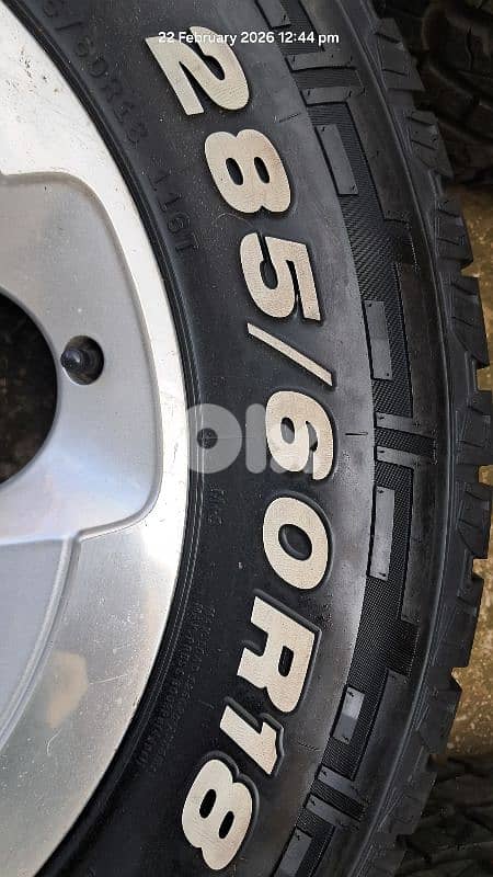 jeep wrangler Rims + tires 1