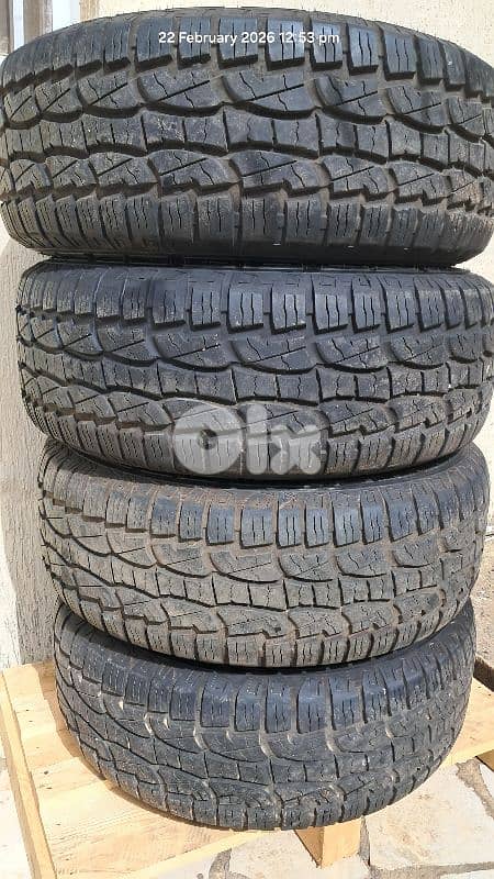 jeep wrangler Rims + tires 6