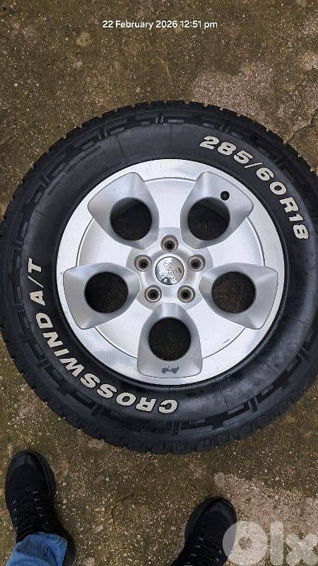 jeep wrangler Rims + tires 7