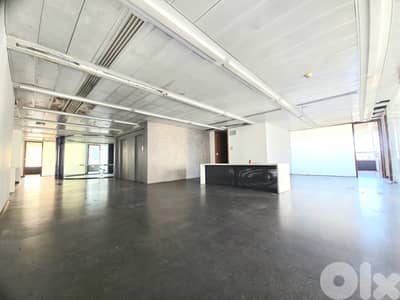 RA26-4745 Office 690 sqm for Rent in Saifi Village – Beirut