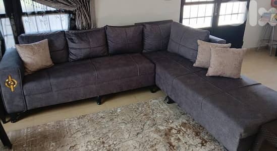 صالون جديد للبيع