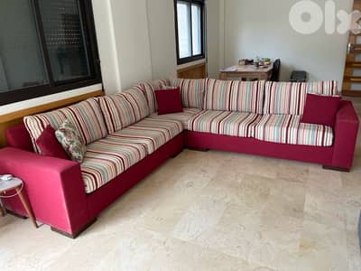 Beautiful 3 part sofa couch