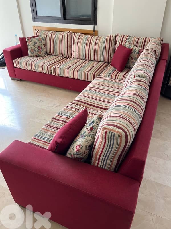 Beautiful 3 part sofa couch 1