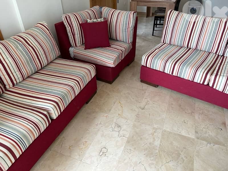 Beautiful 3 part sofa couch 6