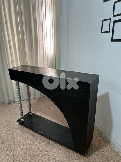 Modern Black Console Table - طاولة كونسول خشب