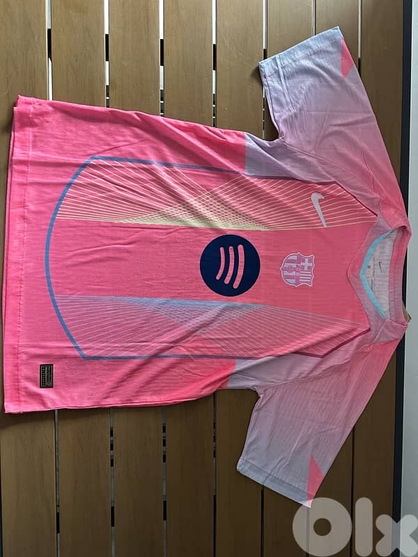 barcelona kits and jacket 1