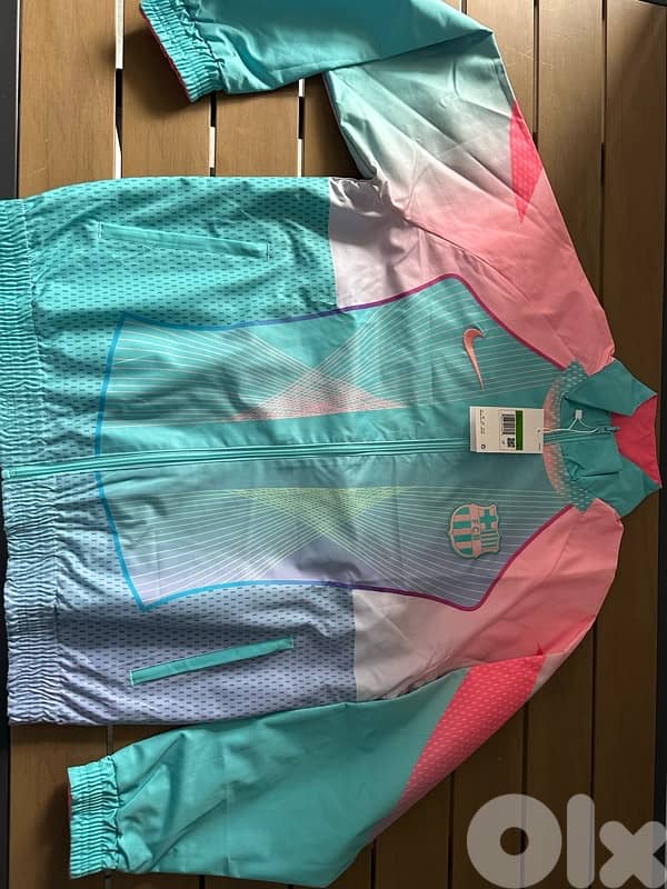 barcelona kits and jacket 4