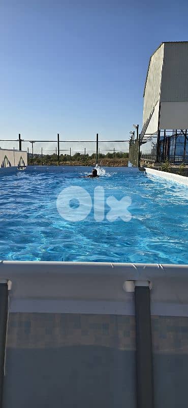 Prefab swimming pool in great condition and filter 4