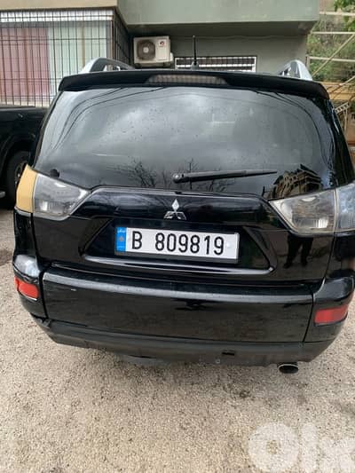 mitsubishi outlander mod. 2008.4 cylinder