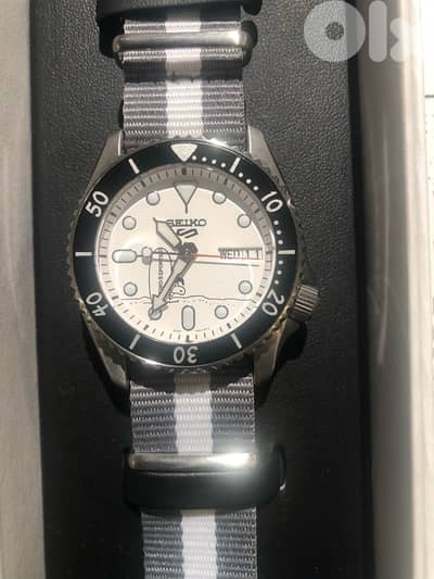 SEIKO 5 Automatic Snoopy Peanuts Limited Edition