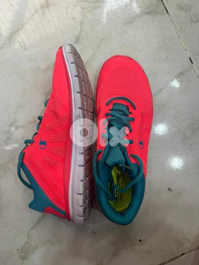 Champion Shoes Women