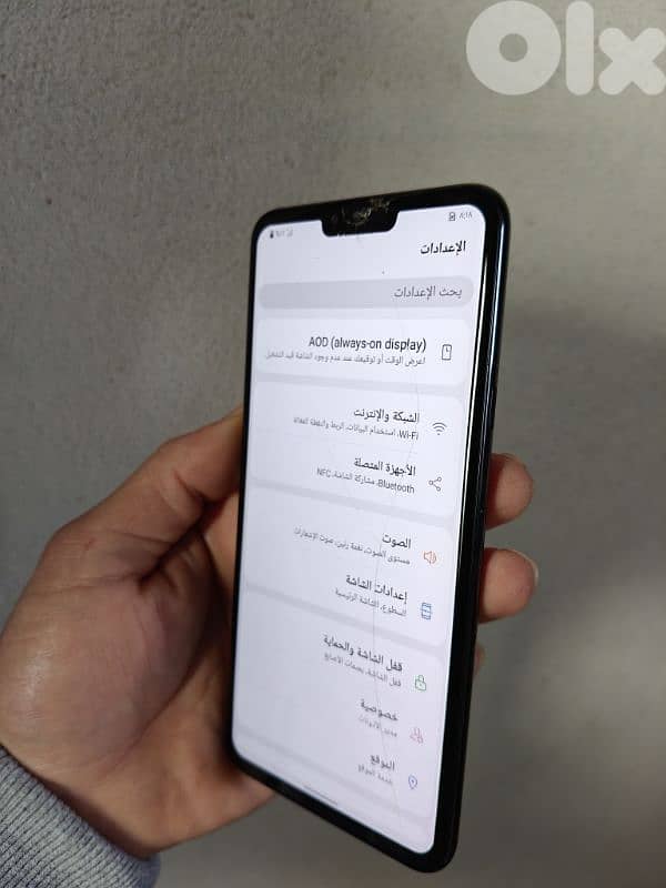 LG V40 ThinQ 6