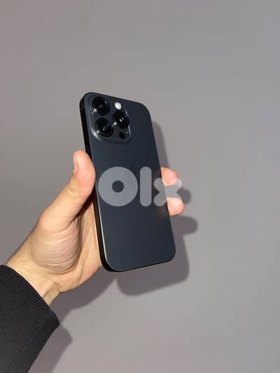 15 pro 128 gb like new canada source