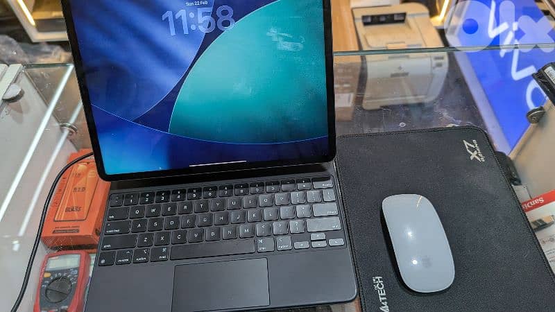 2021 Apple 12.9-inch iPad Pro 3