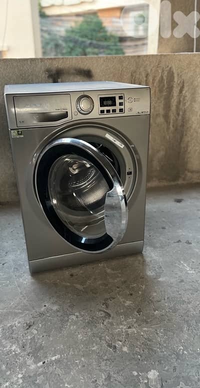 غسالة9كيلو Arsiton(ايطالية )