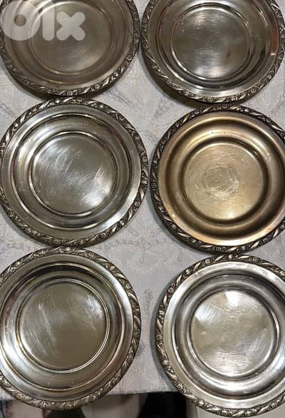 صحون ملبسة فضة