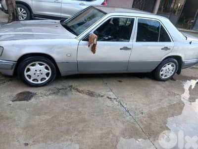 مرسيدس بنز 240/260/280 1995