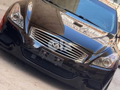 Infiniti G37  2011